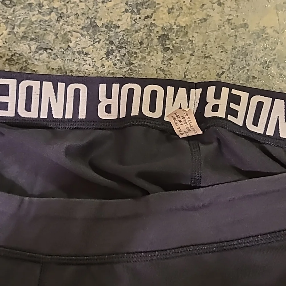WOMEN'S UNDER ARMOUR LEGGINGS - Picture 4 of 11